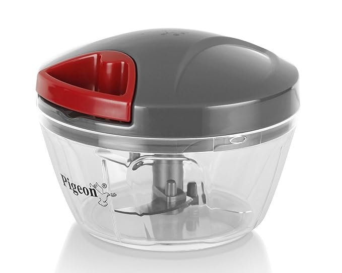 Pigeon Plastic Mini Handy and Compact Chopper